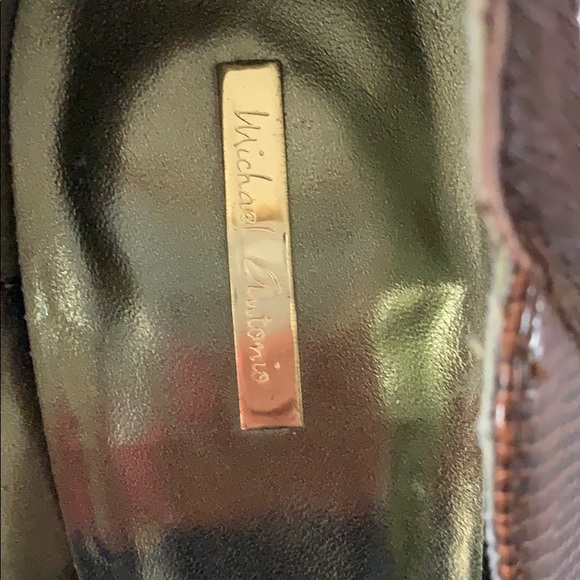 Women Stilettos - Picture 4 of 6